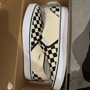 Vans slip on